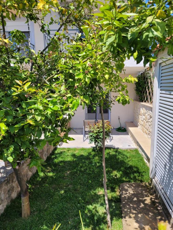 Anris & Dianas Dom - In A Quiet Part Of The Center Apartment Kallithea  Exterior photo